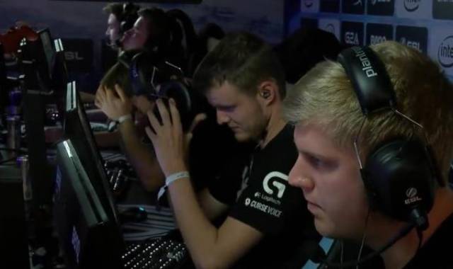 在最困难的 在最困难的