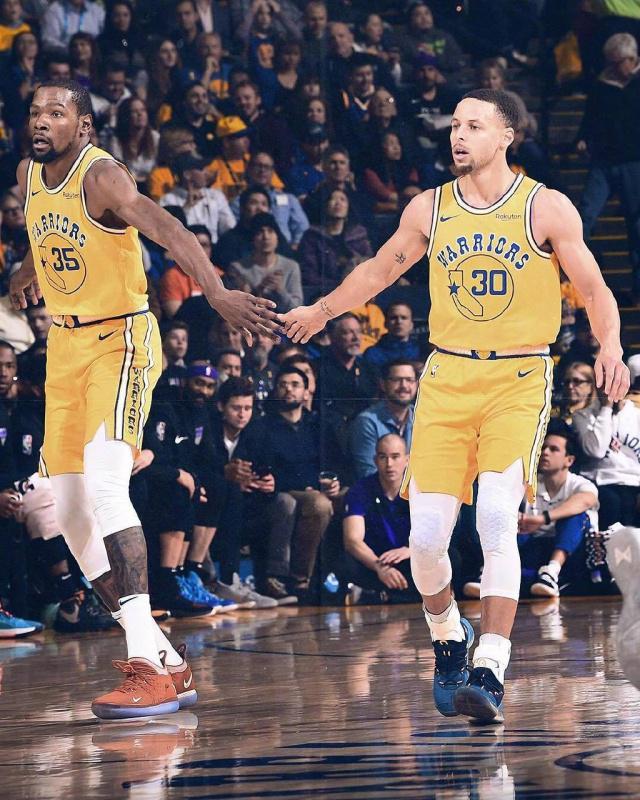 国羽女双的 国羽女双的